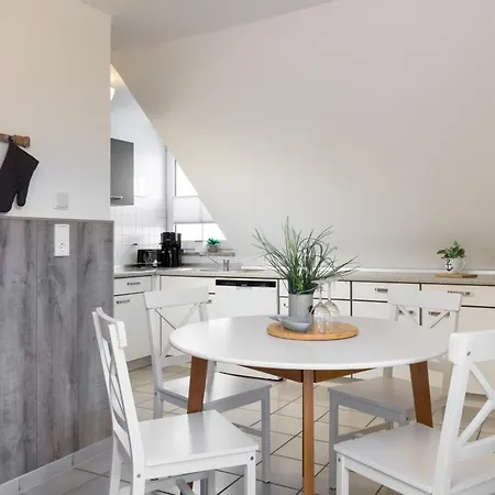 Wenkendeck - Grosszuegige Maisonette Fuer Ganze Familie Mit Kamin * Fehmarn