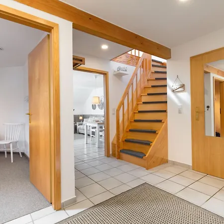 Apartament Wenkendeck - Grosszuegige Maisonette Fuer Ganze Familie Mit Kamin Fehmarn